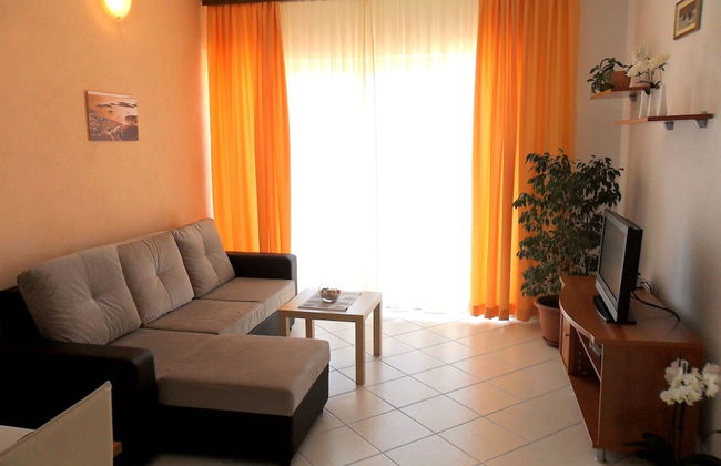 Apartments Pera - Photo 33