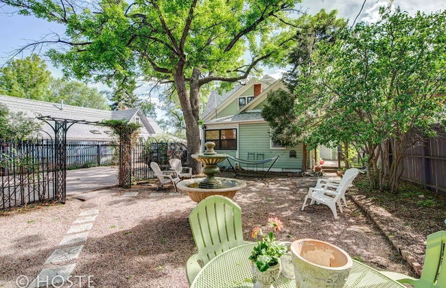 Chic Boutique Wine + Mtns Walk Everywhere - Foto 29