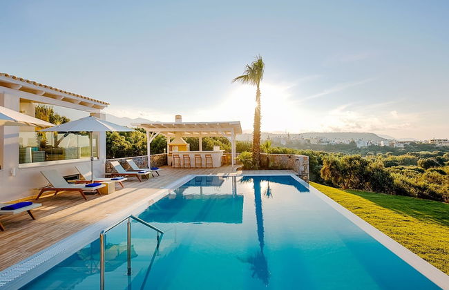 Beautiful Luxe Villa in Private Olive Grove, sea and Mountain View, Close to sea - Foto 22