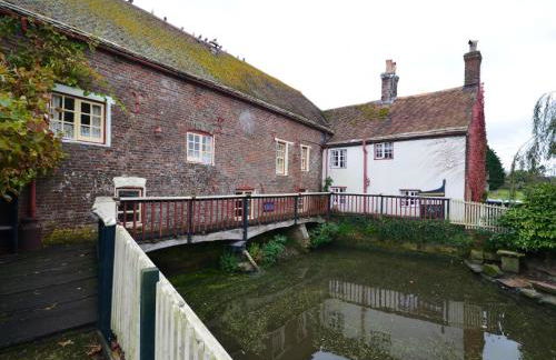 4 Bed in Corfe Mullen THOLD - Photo 13