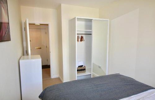 AmberBlue@Epsom - Photo 35