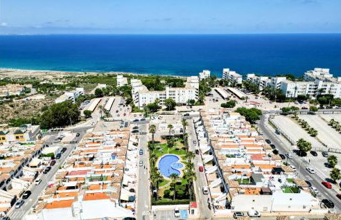 Awesome Apartment In Santa Pola - Photo 1