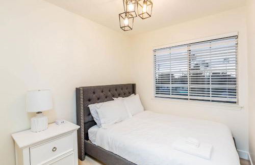 Newly Remodeled 5B4B 2 mile from the Rose Parade - Foto 44