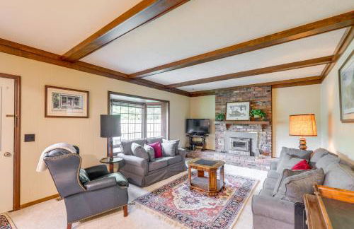 Family-Friendly West Chester Twp Home with Pool! - Foto 3