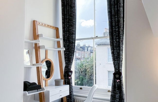 Beautiful 3BD Flat in Archway London - Photo 6