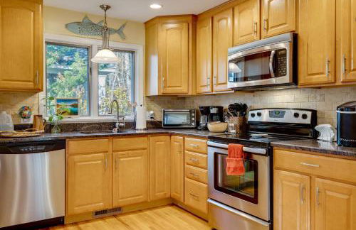 Less Than 1 Mi to Dtwn Ogunquit! Coastal Family Retreat - Foto 10