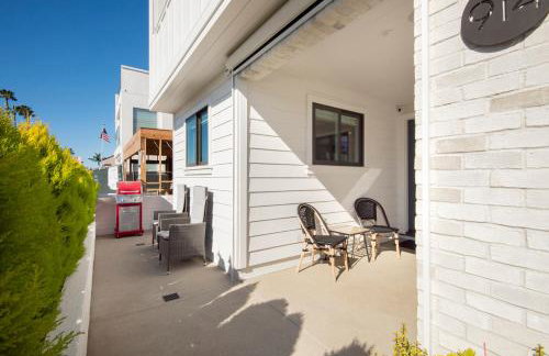 BRAND NEW Luxury 1 Bedroom Condo Steps from the Beach - Foto 30