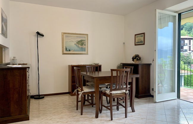 Mamma Ciccia Holiday Home - Front Lake Apartment, beach and swimming pool - Foto 7