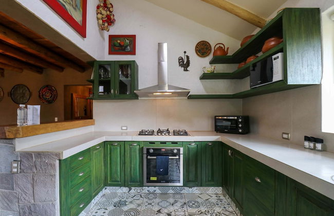 w Fabulous 3BR House in Villa Sagrado - Photo 13