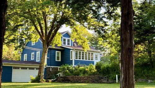 1890 CapeCod farmhouse:Charming, Private, Spacious - Photo 1