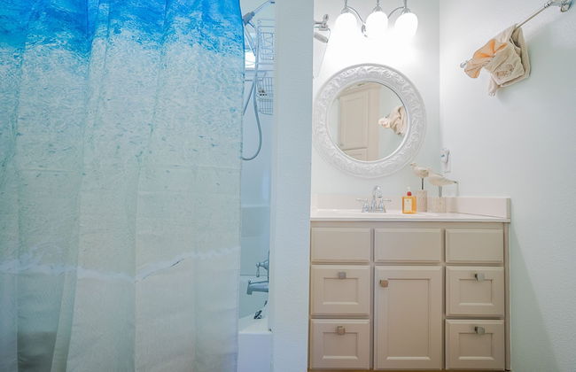 Serenity By the Sea - Great Views in Treasure Island - Foto 36