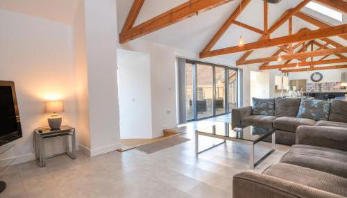 The Stables - Photo 5