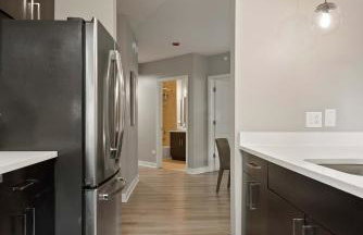 The Bernadin- Designer 3BR City Center with Balcony - Photo 28