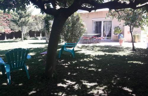 Maison charmante à Maillane avec piscine privée - Foto 8