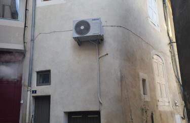 La Maison du Château au calme et centrale - Foto 2