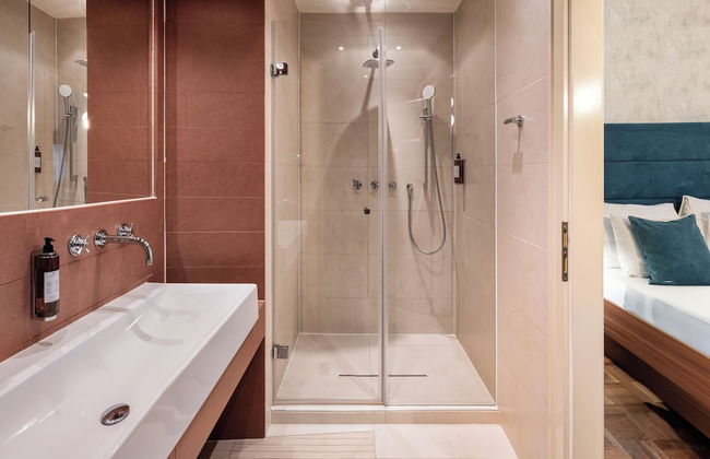 Golden Angel Suites by Adrez Living - Photo 65