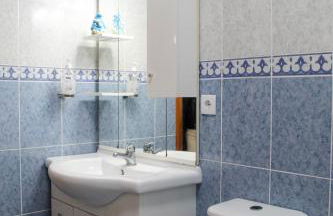 Waterfall House - Photo 27