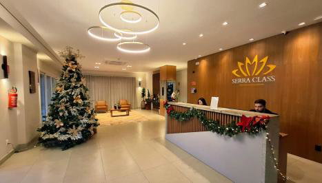 Serra Class - Lareira no flat - Piscina aquecida, sauna, brinquedoteca - Foto 2, Lobby or reception