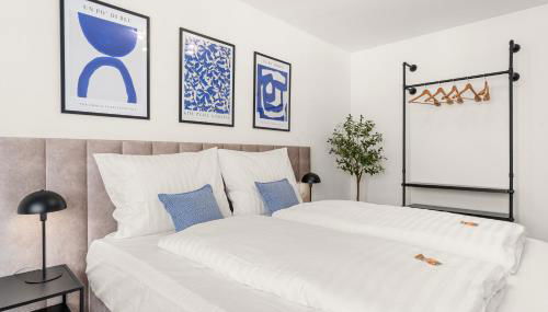 BLU APARTMENT -modern interior design in city centre- close to HBF & Uni - Foto 1, wardrobe