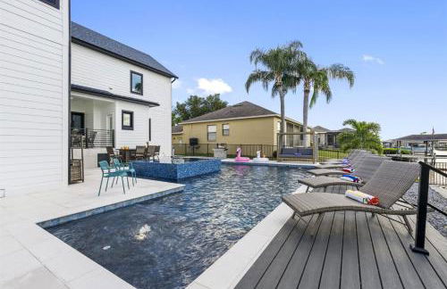 2 Million Villa Heated Pool w Luxury Spa 6BR & 6BR Waterfront by Canal - Foto 80