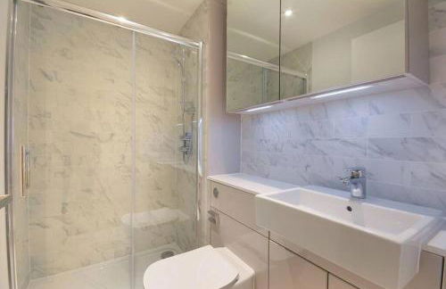 Luxury 2Bed 2Bath Apartment in Central London - Foto 14