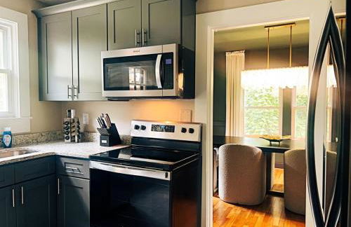 Stylish 3BR with Patio Walk to State Capitol - Foto 50