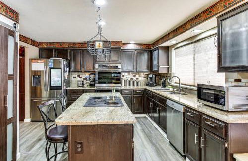 Home Theater and Large Backyard Deck Tacoma Abode! - Foto 11