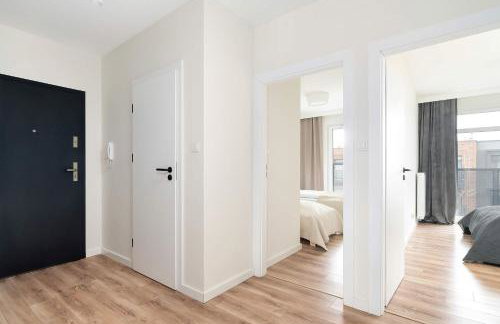 Przestronny Apartament z 2 Sypialniami by Noclegi Renters - Foto 15