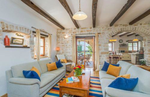 Beeindruckende Finca mit Privatpool, Meerblick, Babybett und besonderem Interieur - Foto 31