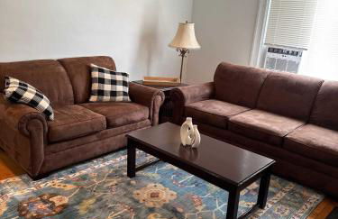 Stunning 3BR-Private Entrance-Renovated-Near City - Foto 7