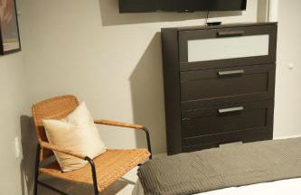 Cozy 2 Bedroom In A Lovely Forest Hills Neighborhood - Foto 10