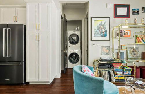 Modern Home with Casita - Balcony & Mins to DT ATX - Foto 37