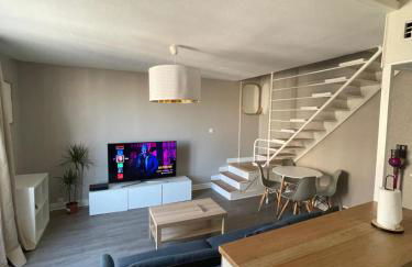 magnifique Duplex avec 2 chambres et parking gratuit - Foto 4