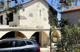 Cozy apartment with private yard - Photo 15