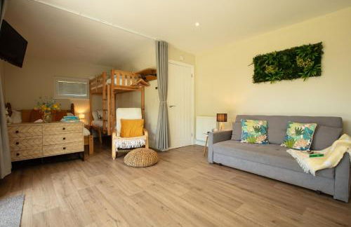 Luxury Silver Birch Lodge: Hot Tub/BBQ/Fire Pit - Foto 10