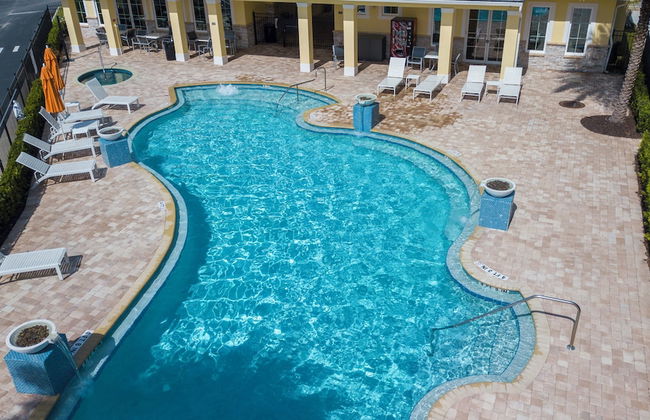 Gorgeous 4 Bedroom Family Friendly Close to Disney 7573 - Foto 48