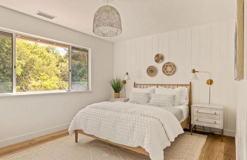 The Lilypad - 2 Master Bedrooms & Game Room - Foto 59