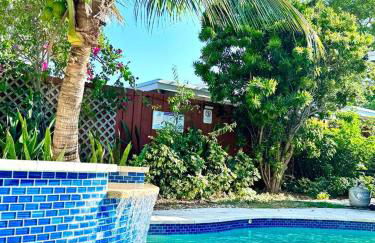 Private Luxe Pool Club Heated Spa - Foto 26