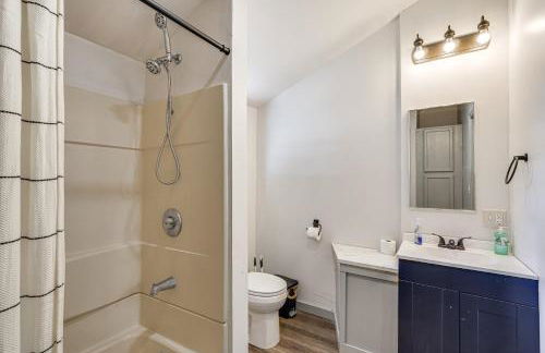 Steps to Water Lake of the Ozarks Getaway - Foto 11