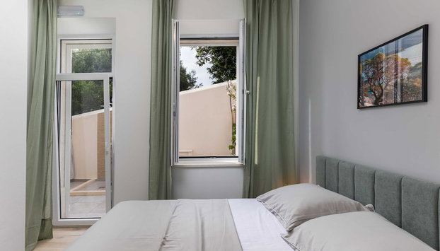 Apartments aMare - Three Bedroom Apartment with Terrace and Jacuzzi - Foto 3, Habitación