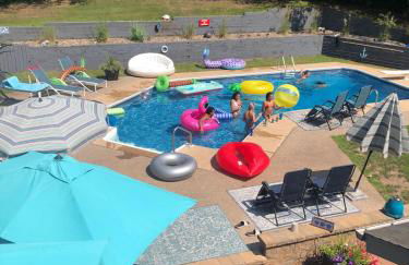 Large Recreational Retreat - Foto 18