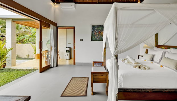 Suarga Loka Ubud Villa - Foto 3, Habitación