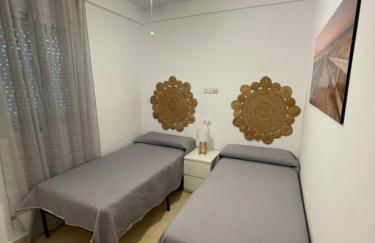 Vistas al mar a 10 metros de la Playa de Regla PARKING GRATIS - Foto 15