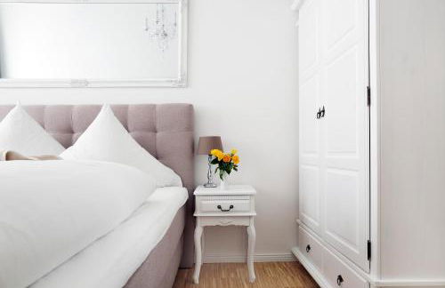 SC 02 by ROCKCHAIR Apartments l SUPERHOST Status l 4 Bedrooms Boxspringbeds 2 Bathrooms Balcony Elevator - Cozy Family & Business Flair welcomes you! - Foto 5