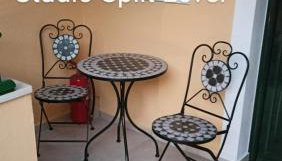 Aphrodite Studios & Pool - Photo 3