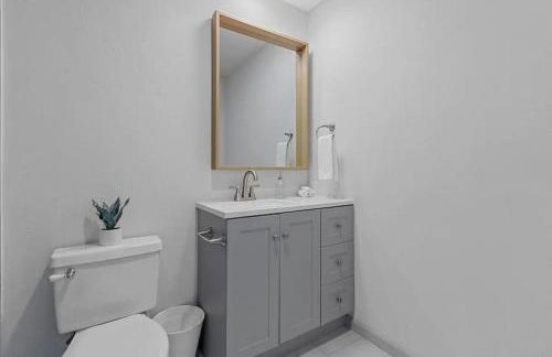 Stylish Retreat, Large Pool! Pet & Family Friendly - Foto 8