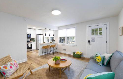 Casa del Sol – Game Room, Firepit & Walk to Beach! - Foto 37