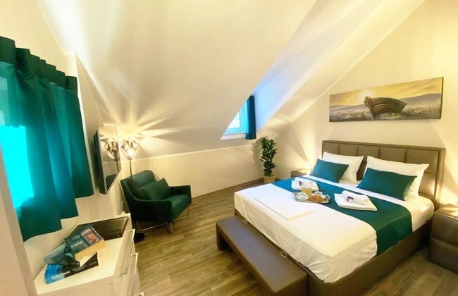 D & Sons Apartments - Photo 34