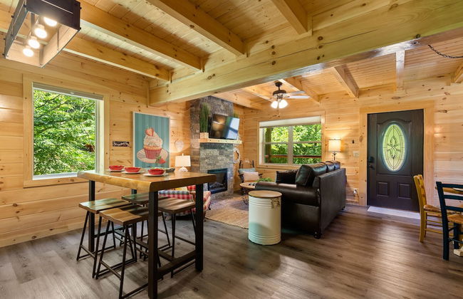 Strawberry Patch - Photo 12