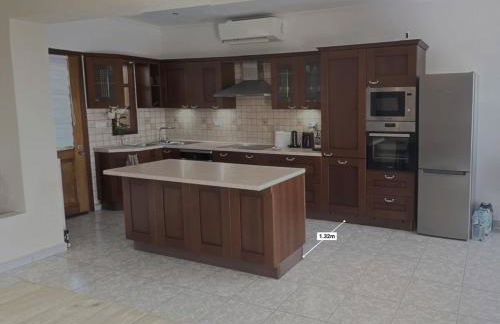 Great Villa Philipi - Photo 9